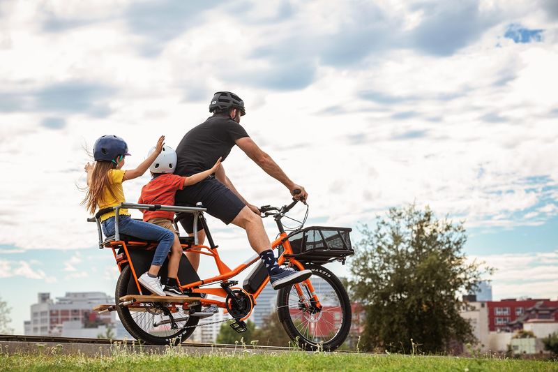 Yuba Kombi E5 E-Bike for Rent in Dublin | Bleeper Electric Bikes