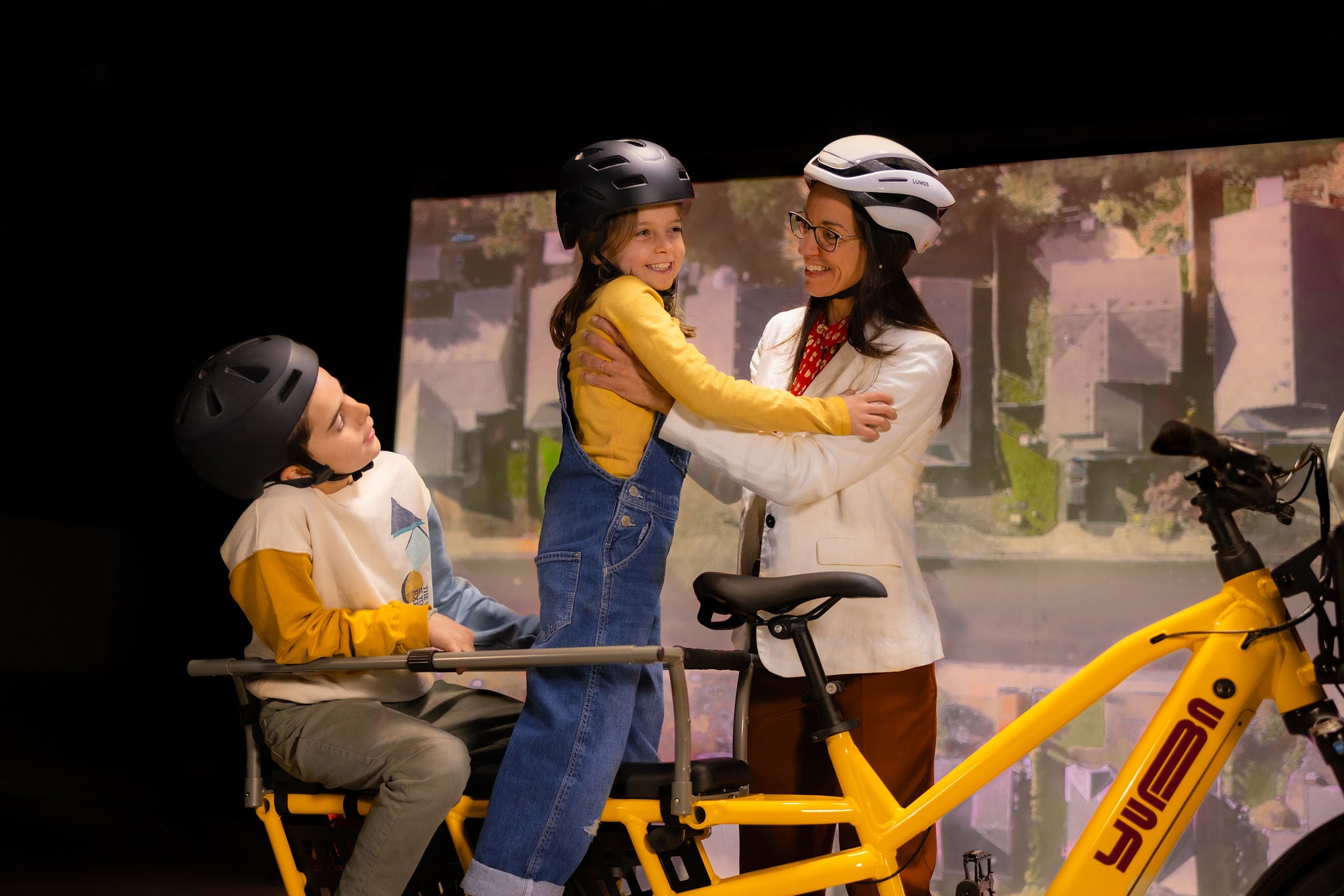 Yuba Spicy Curry Plus Electric Cargo Bike